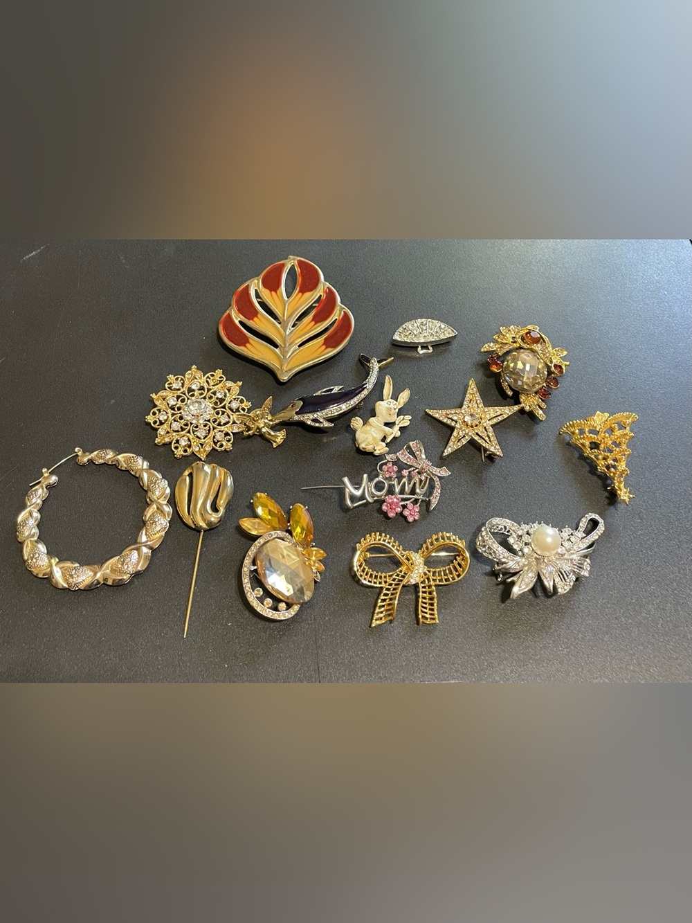Vintage Mixed Lot 15pc Brooch Pin Bracelet Rhinestone Sim Pearl Gold/Silver
 